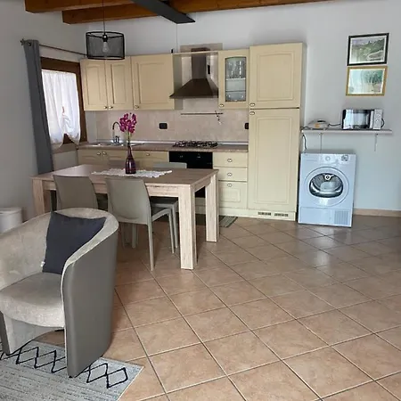 Ely Hause Apartment