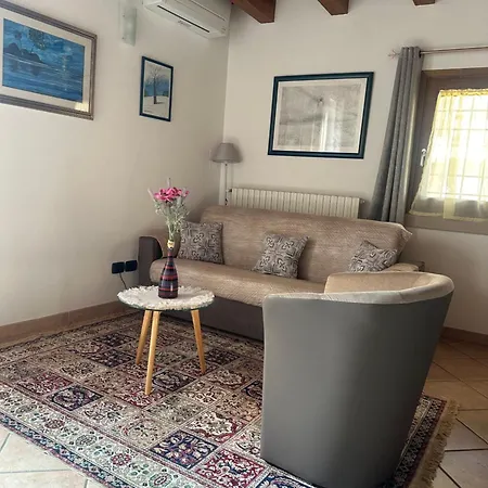 Διαμέρισμα Ely Hause Calmasino