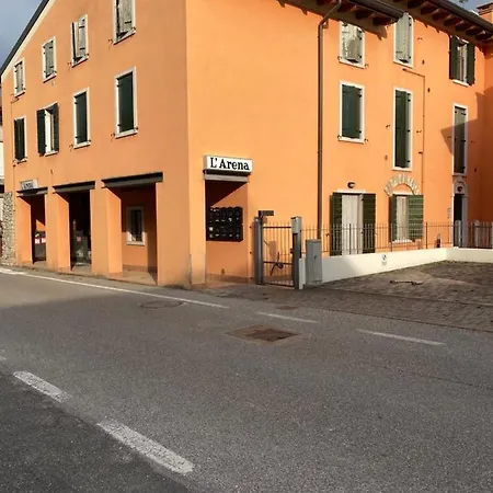 Ely Hause * Calmasino